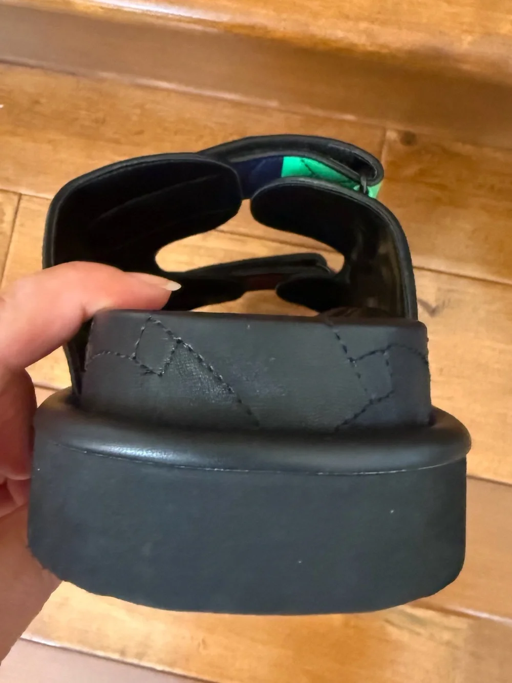 NWOT Kurt Geiger London Men’s Orson Leather Side Sandals